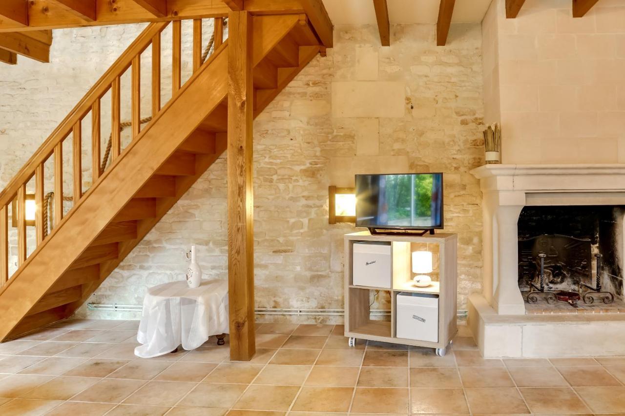 Isida, Maison Spacieuse Avec Terrasse Et Stationnement Caen Esterno foto