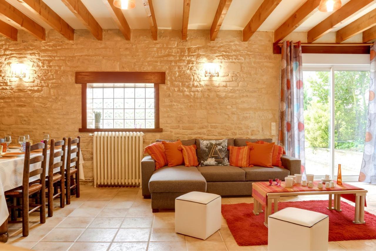 Isida, Maison Spacieuse Avec Terrasse Et Stationnement Caen Esterno foto